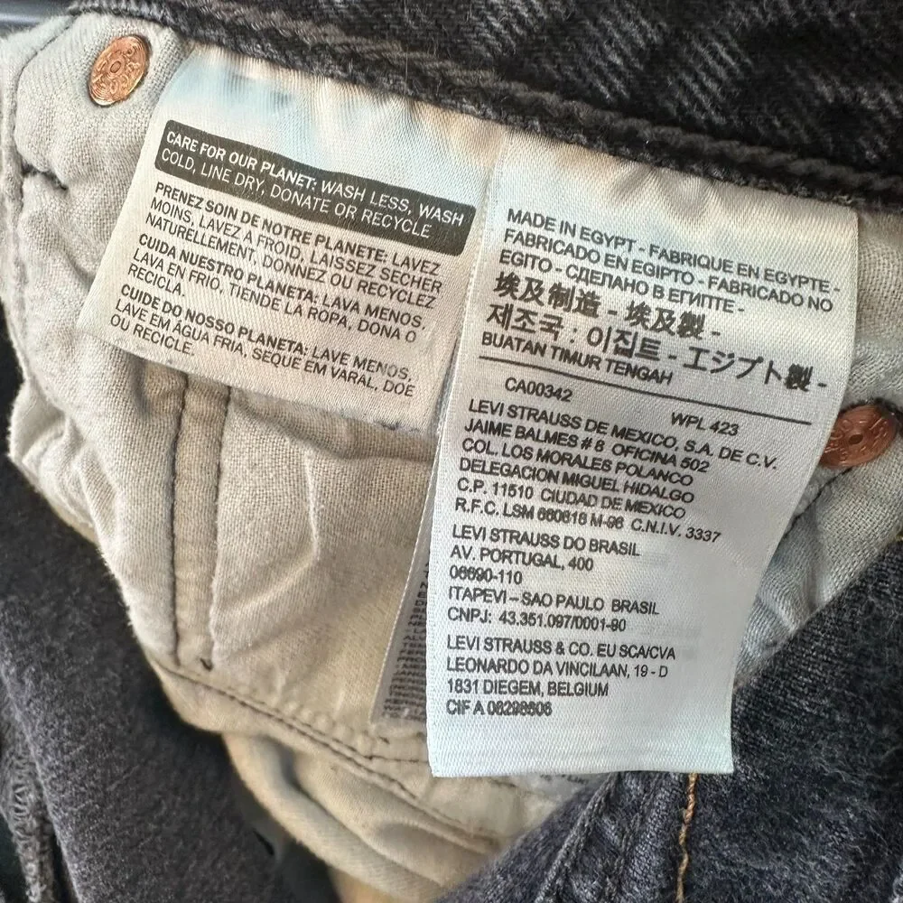 Levi Strauss & Co. 501 Faded Black 34 x 22 Cropped Denim Jeans